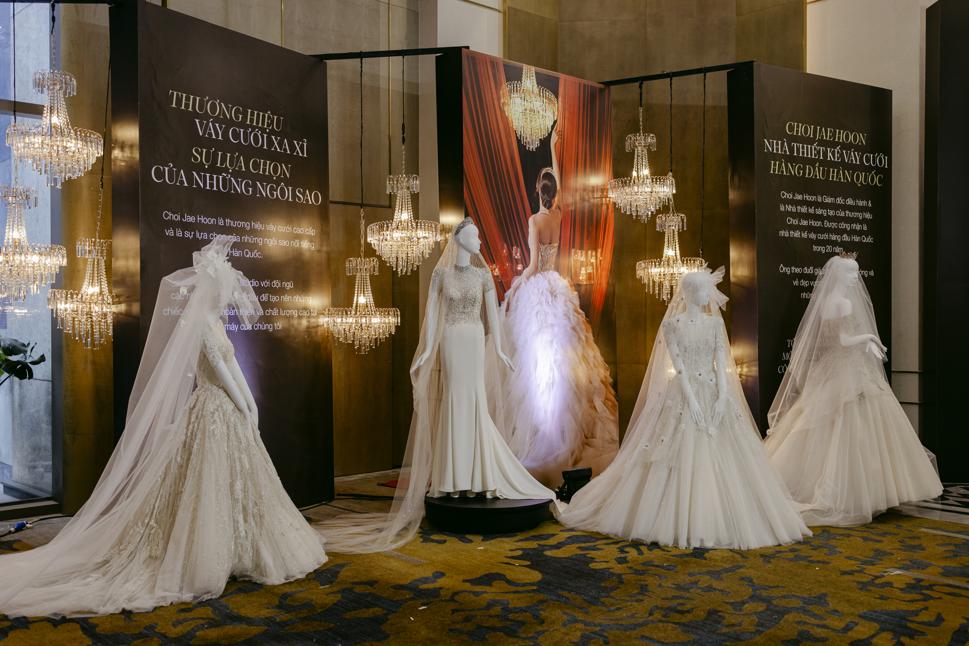 Choi Jae Hoon - Nhà Thiết Kế váy cưới cho các celeb hàng đầu Hàn Quốc trình diễn BST tại Việt Nam - ảnh 8
