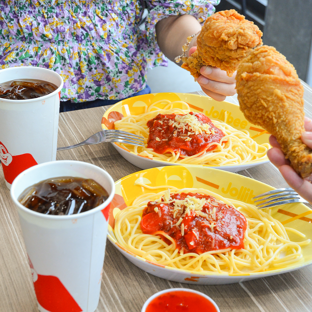 4 ngày tận hưởng combo 99.000 đồng “ê hề” món ngon từ Jollibee - ảnh 4