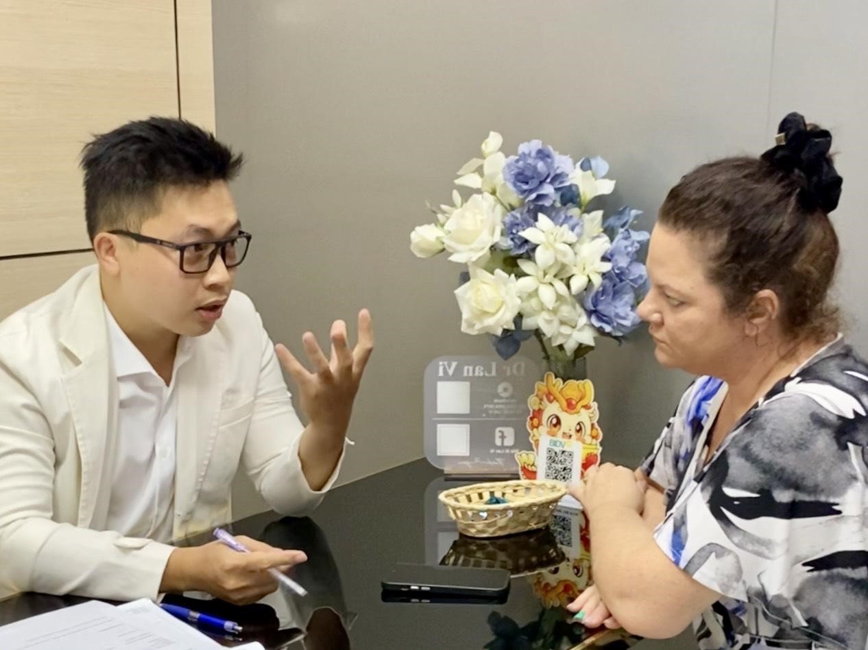 Hành trình tạo dựng vẻ đẹp cho khách hàng của bác sĩ Hiếu Tâm - ảnh 5