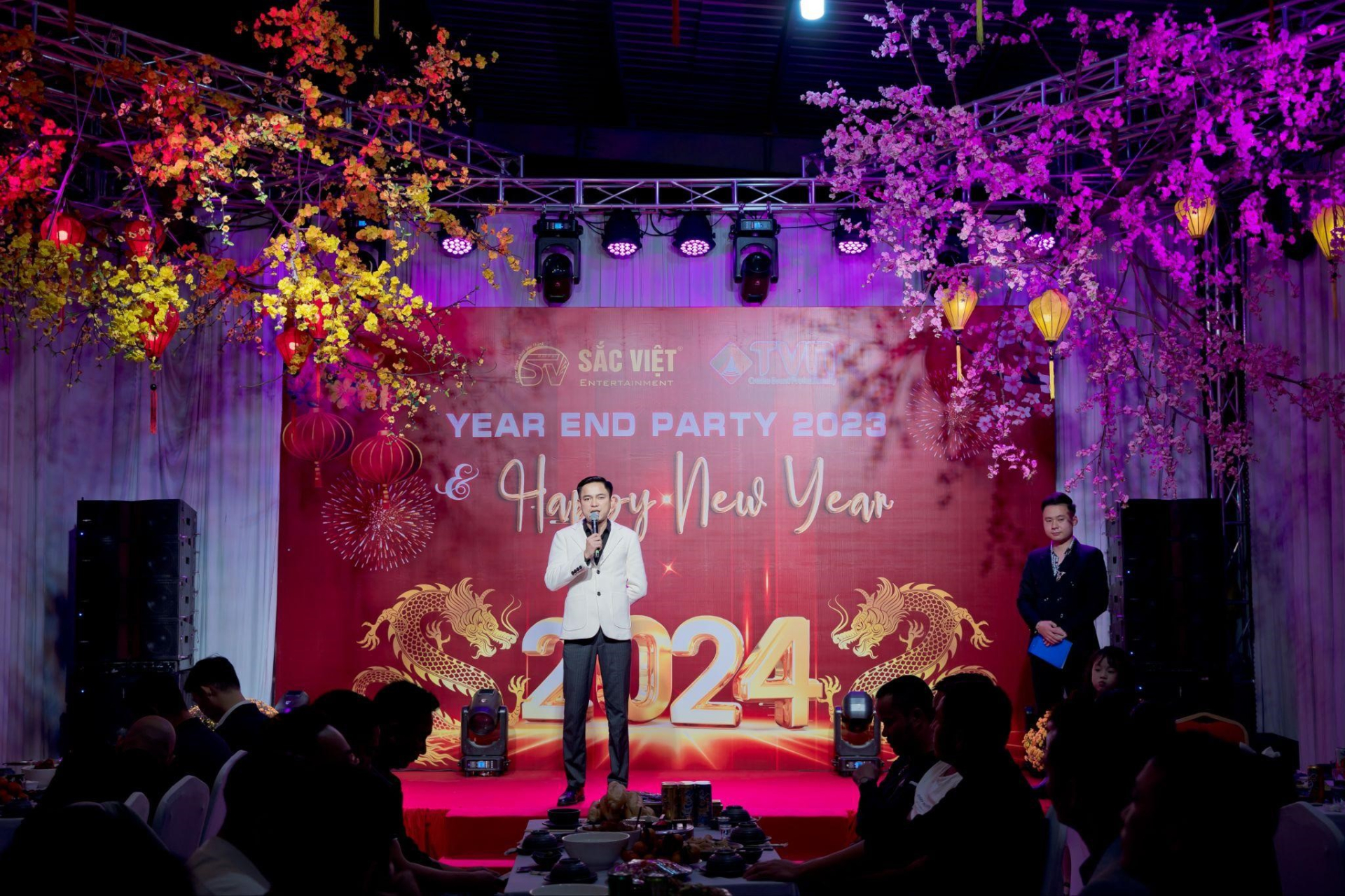 CEO Dũng Sắc Việt - Người “truyền lửa” mang khát vọng nâng tầm ngành sự kiện Việt Nam - ảnh 4