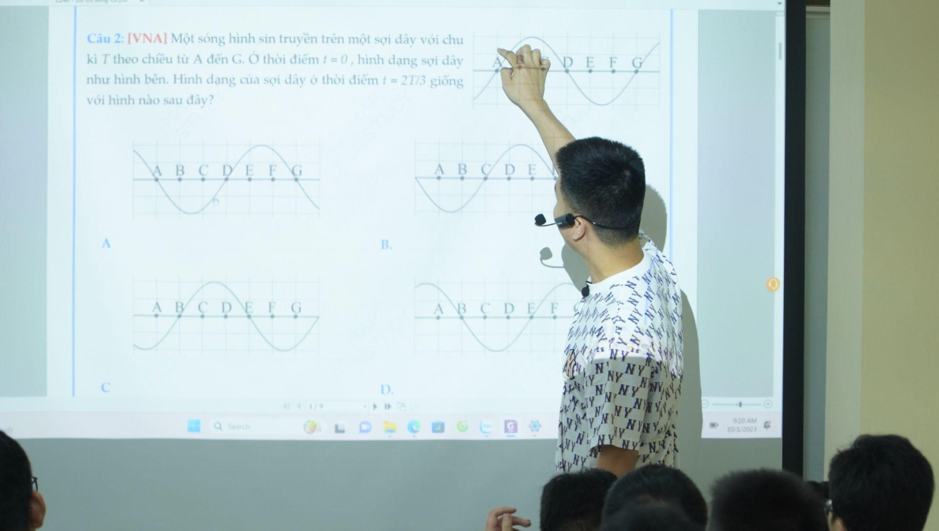 Thầy giáo Vũ Ngọc Anh chia sẻ những trăn trở về việc dạy học trực tuyến trong thời đại công nghệ - ảnh 4