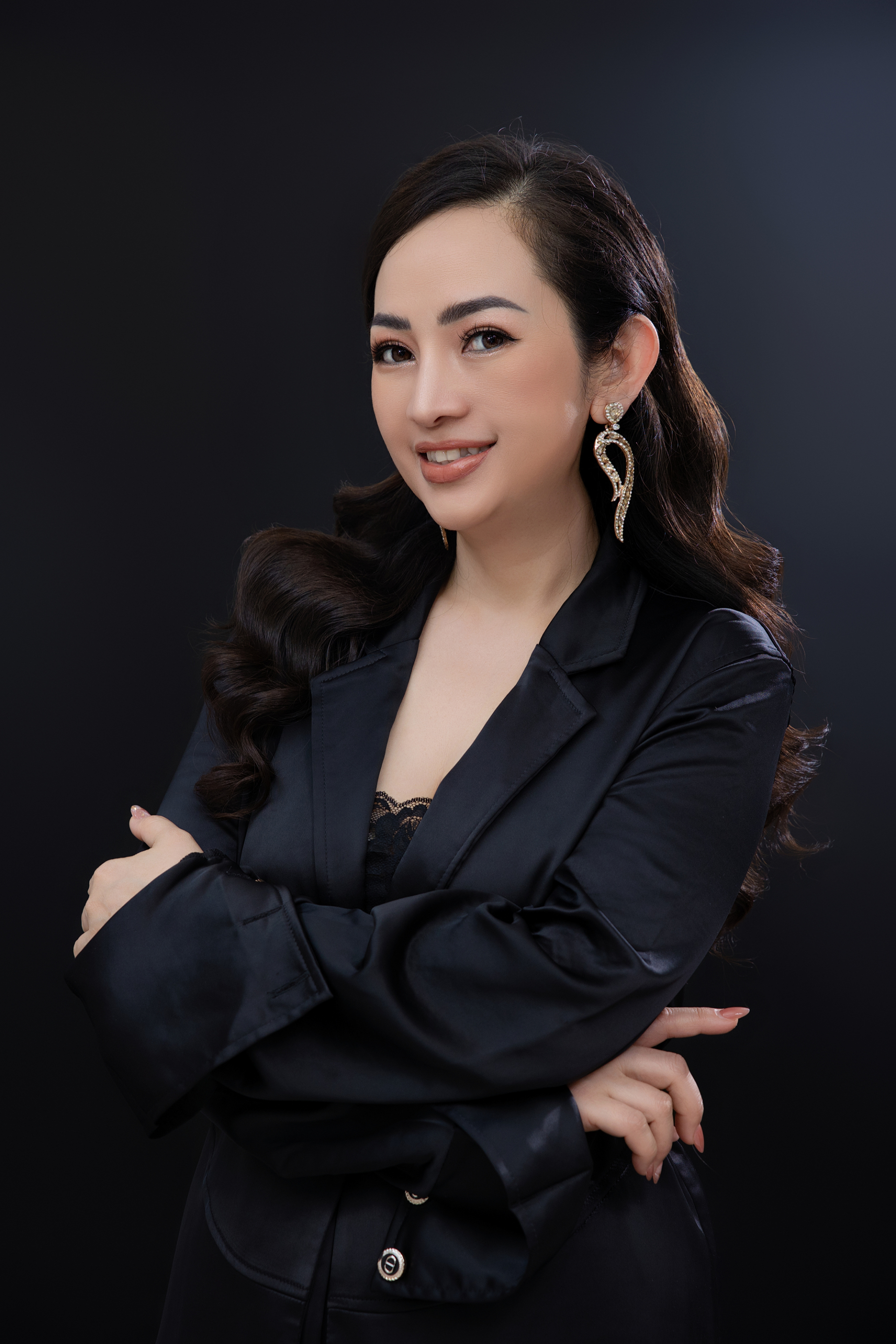 Tracy Nguyễn truyền cảm hứng khởi nghiệp cho phụ nữ U60, U50, U40 - ảnh 3