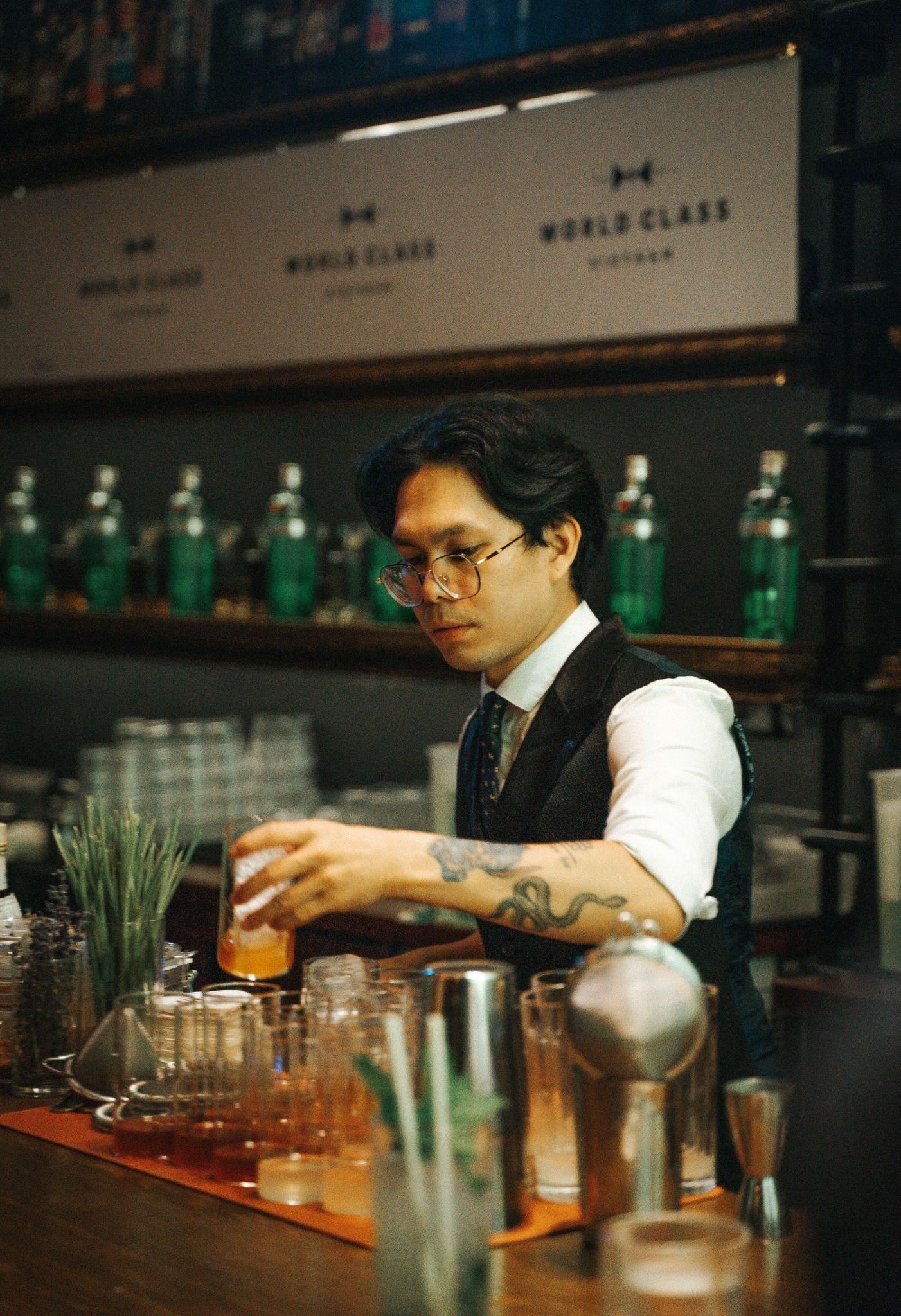 Gặp bartender Hiếu Trần - Người mang đến sự khác biệt tại The Gin House với tinh túy pha chế - ảnh 1