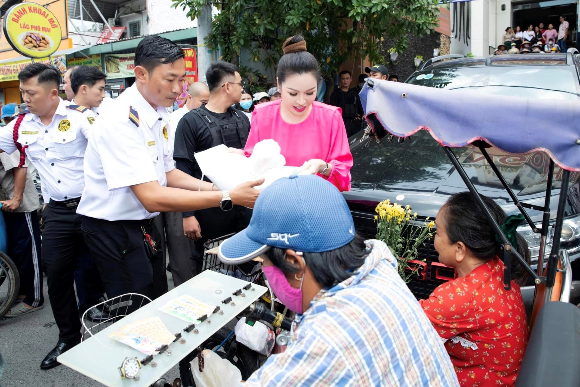 Chủ tịch tập đoàn bảo vệ Long Hoàng 20 năm làm thiện nguyện theo cách riêng - ảnh 4