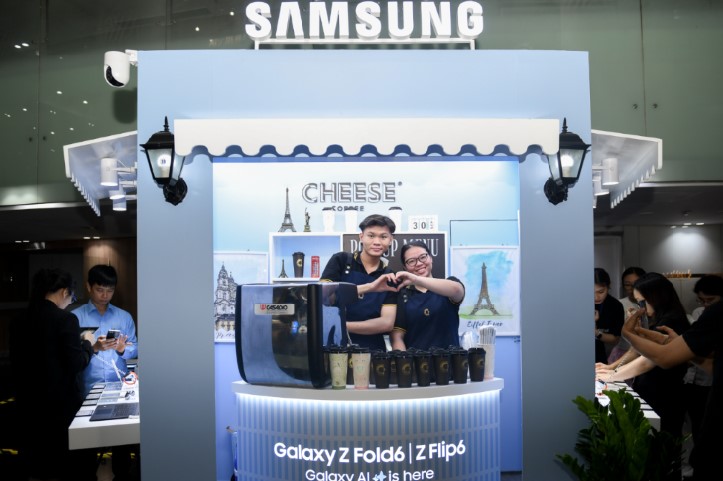 Samsung khuấy động tuần mới giới trẻ với Interactive Galaxy AI Cafe - ảnh 1