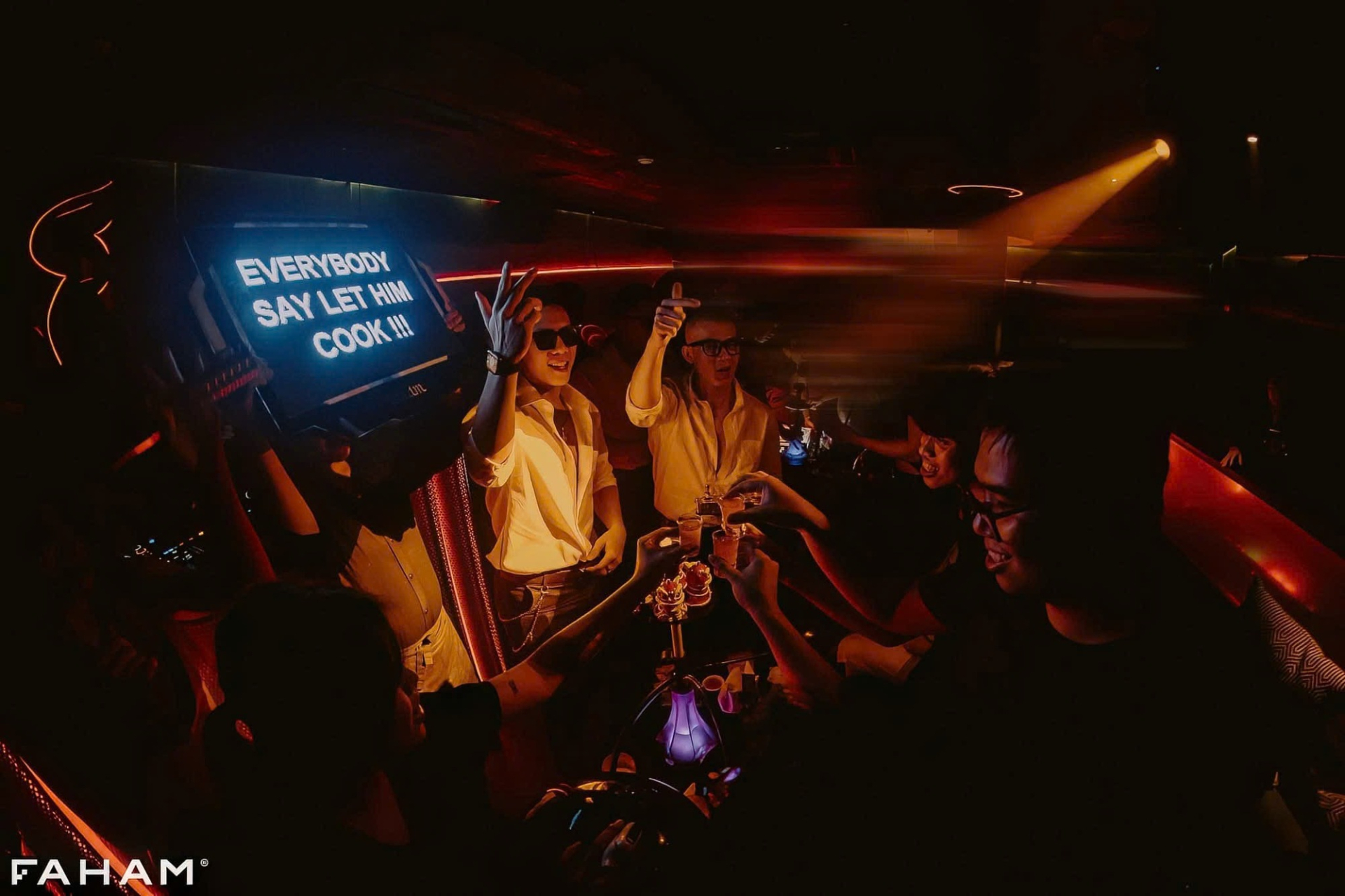 Lạc vào thế giới mới tại From FAHAM To AM ngay trung tâm quận 1 - ảnh 2