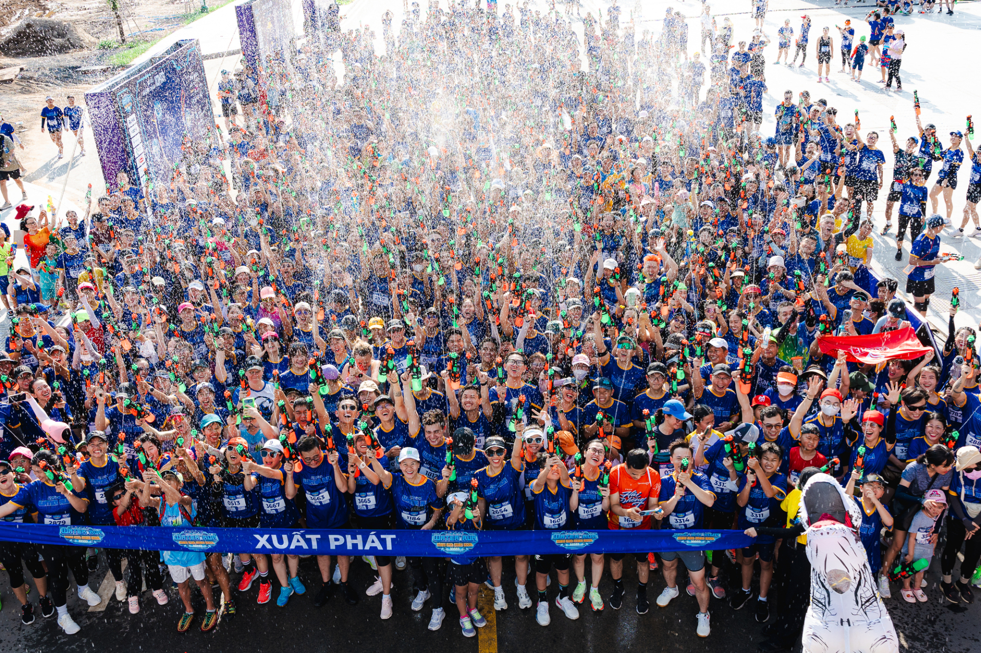 Revive Water Run 2025: Đường chạy nước thể lực kịch tính nhất mùa hè, bùng nổ trải nghiệm mới cho mọi thế hệ - ảnh 1