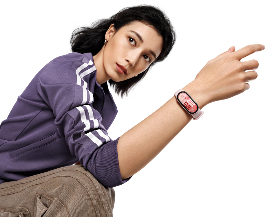 Đeo nhẹ tênh - Sống chất hơn mỗi ngày với Xiaomi Smart Band 10 - ảnh 3
