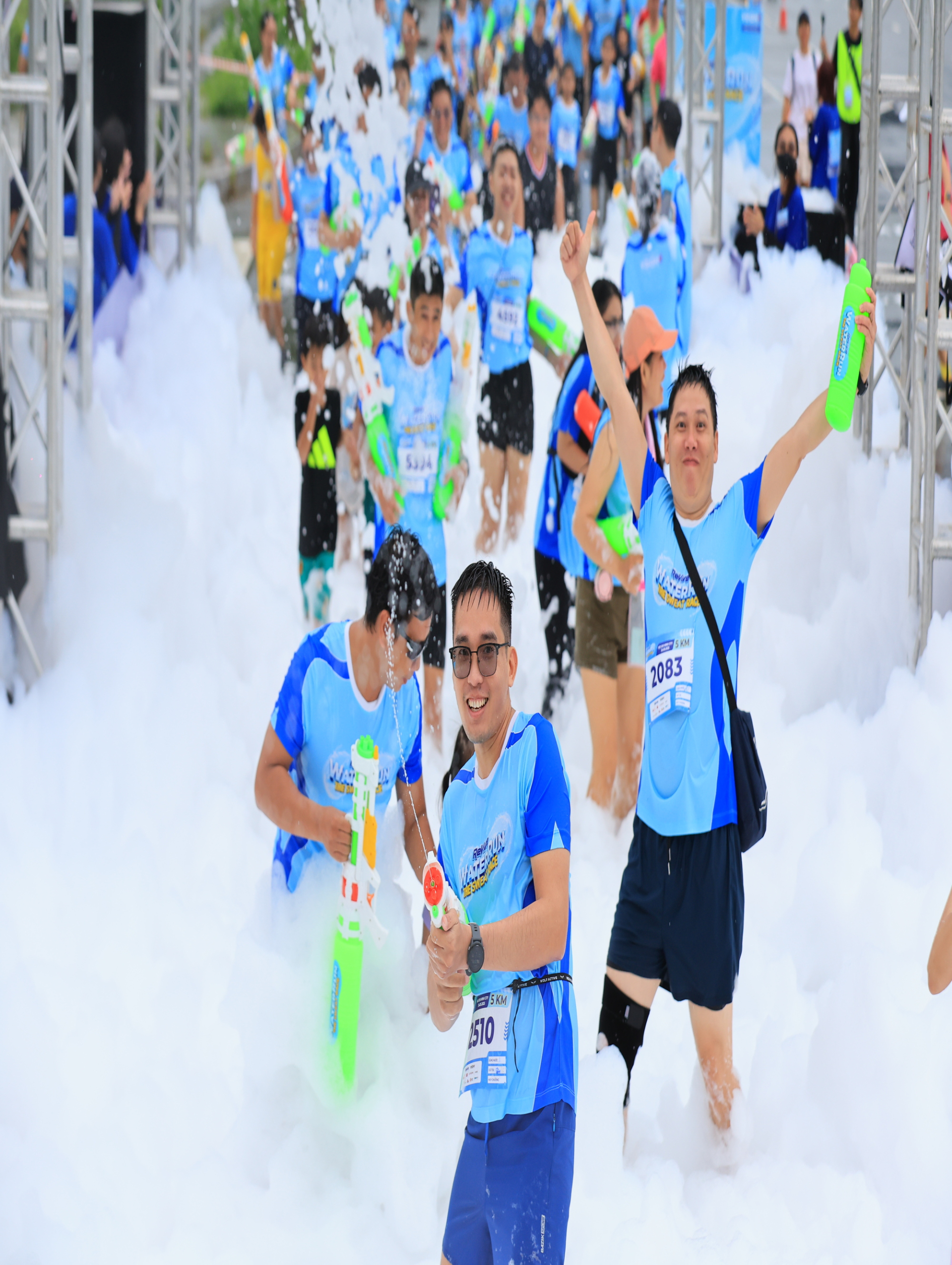 Khuấy Động Mùa Hè Với Chuỗi Trải Nghiệm Có 1-0-2 Tại Đường Chạy Nước Revive Water Run Đà Nẵng 2025 - ảnh 2