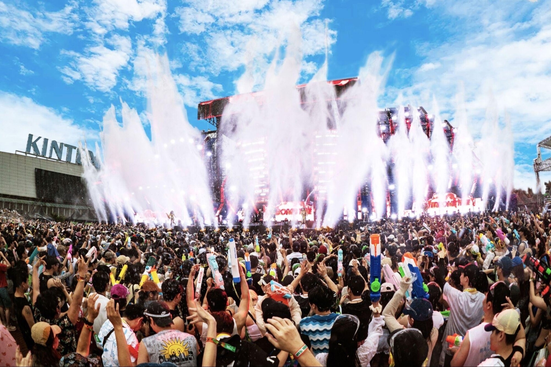 WATERBOMB HỒ CHÍ MINH CITY 2025 chính thức châm ngòi đại tiệc cuối năm - ảnh 1