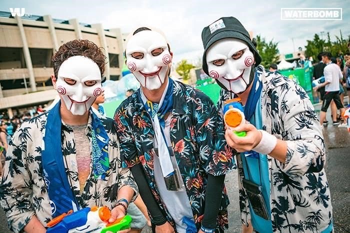 Gợi ý loạt outfit giúp các “trai xinh gái đẹp” biến hình “ướt vẫn slay” tại lễ hội nhạc nước WATERBOMB HO CHI MINH CITY - ảnh 4