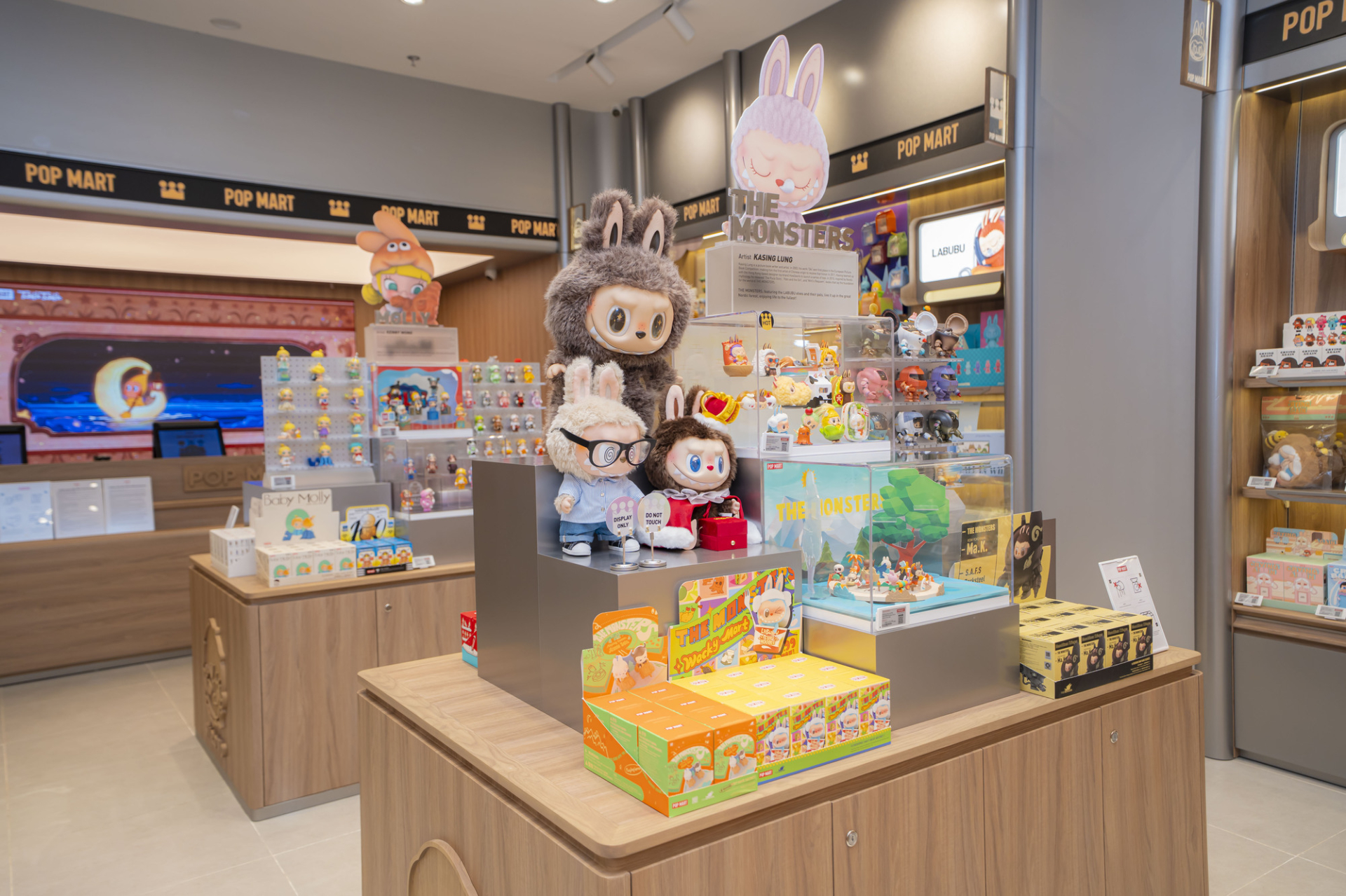 POP MART Chính Thức 'Chạm Ngõ' Thủ Đô: Cửa Hàng Đầu Tiên Đến Gần Hơn Với Giới Trẻ Việt - ảnh 3