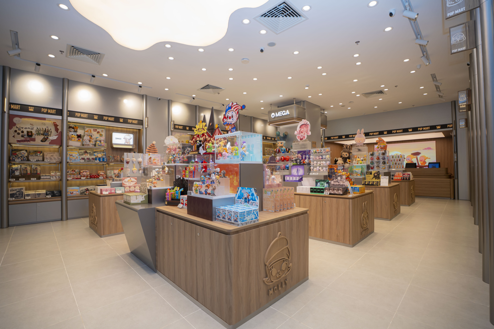 POP MART Chính Thức 'Chạm Ngõ' Thủ Đô: Cửa Hàng Đầu Tiên Đến Gần Hơn Với Giới Trẻ Việt - ảnh 2