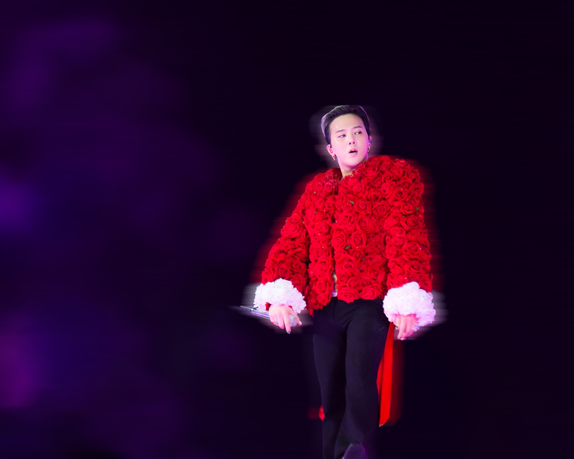 Hai đêm concert G-DRAGON tại Hà Nội: Kỷ lục mới của show quốc tế tại Việt Nam - ảnh 2