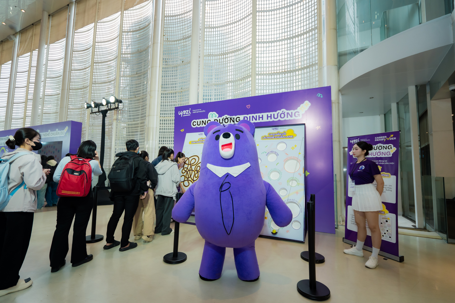 NAVIGOS GROUP Tổ Chức Sự Kiện Tuyển Dụng UPZI CAREER PATHFINDER Thu Hút Nhiều Sinh Viên Và Người Mới Đi Làm - ảnh 3