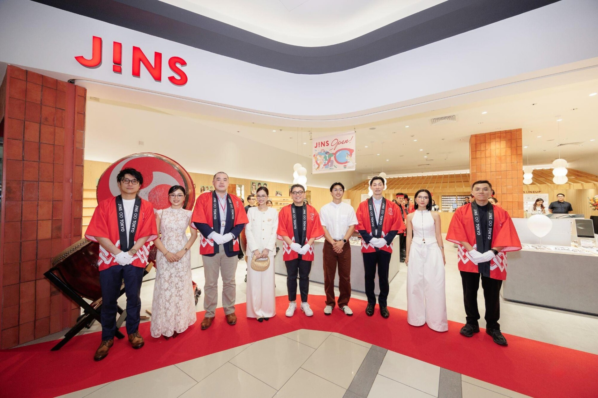 JINS Tiếp Tục Khai Trương Đồng Loạt Hai Cửa Hàng Mới Tại TTTM AEON MALL Vào Ngày 22/11 - ảnh 2