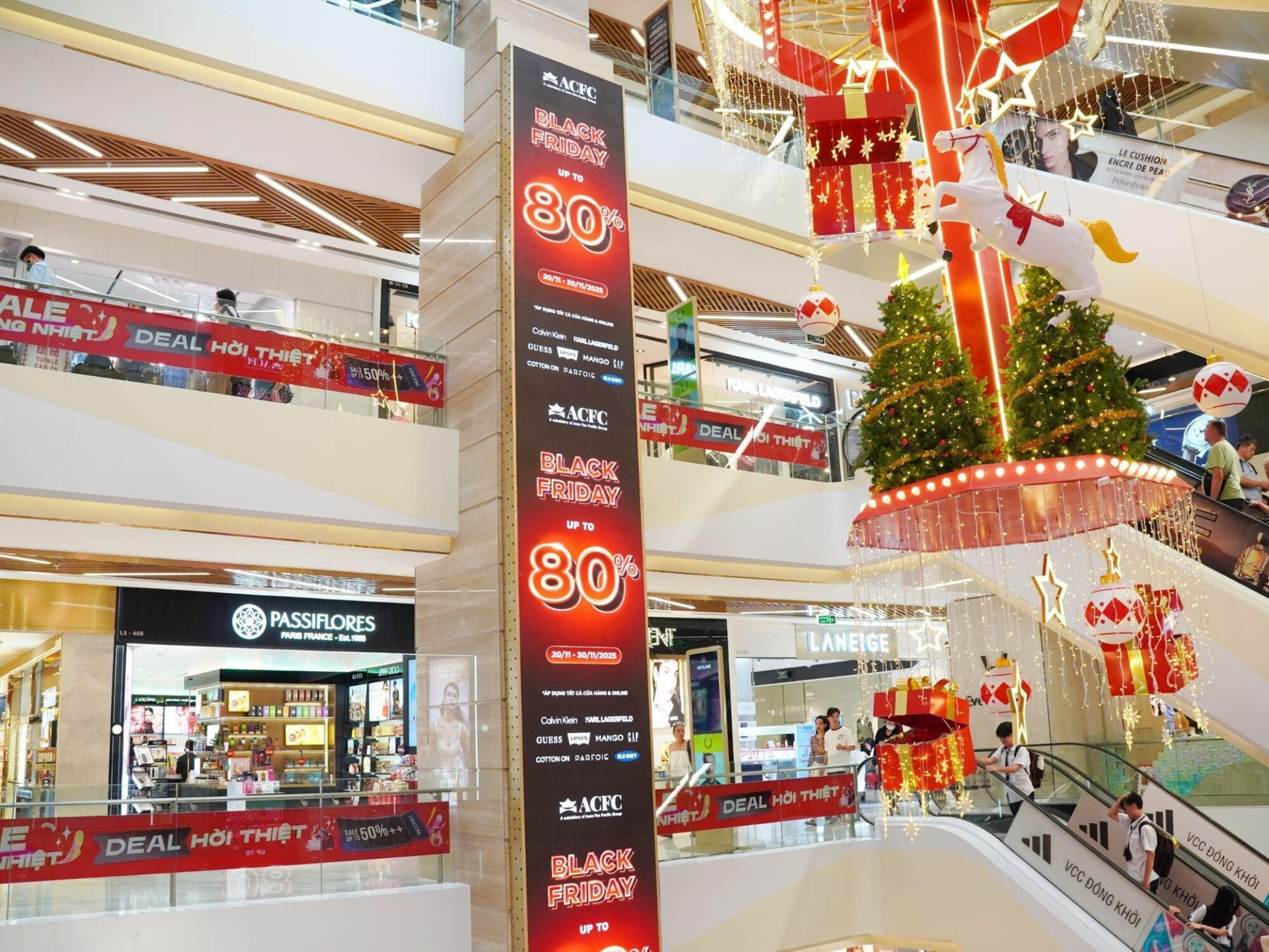 Top Các Dịp Sale Lớn Cuối Nam Mà Bạn Không Thể Bỏ Lỡ! Top1: ACFC Black Friday Sale - ảnh 10