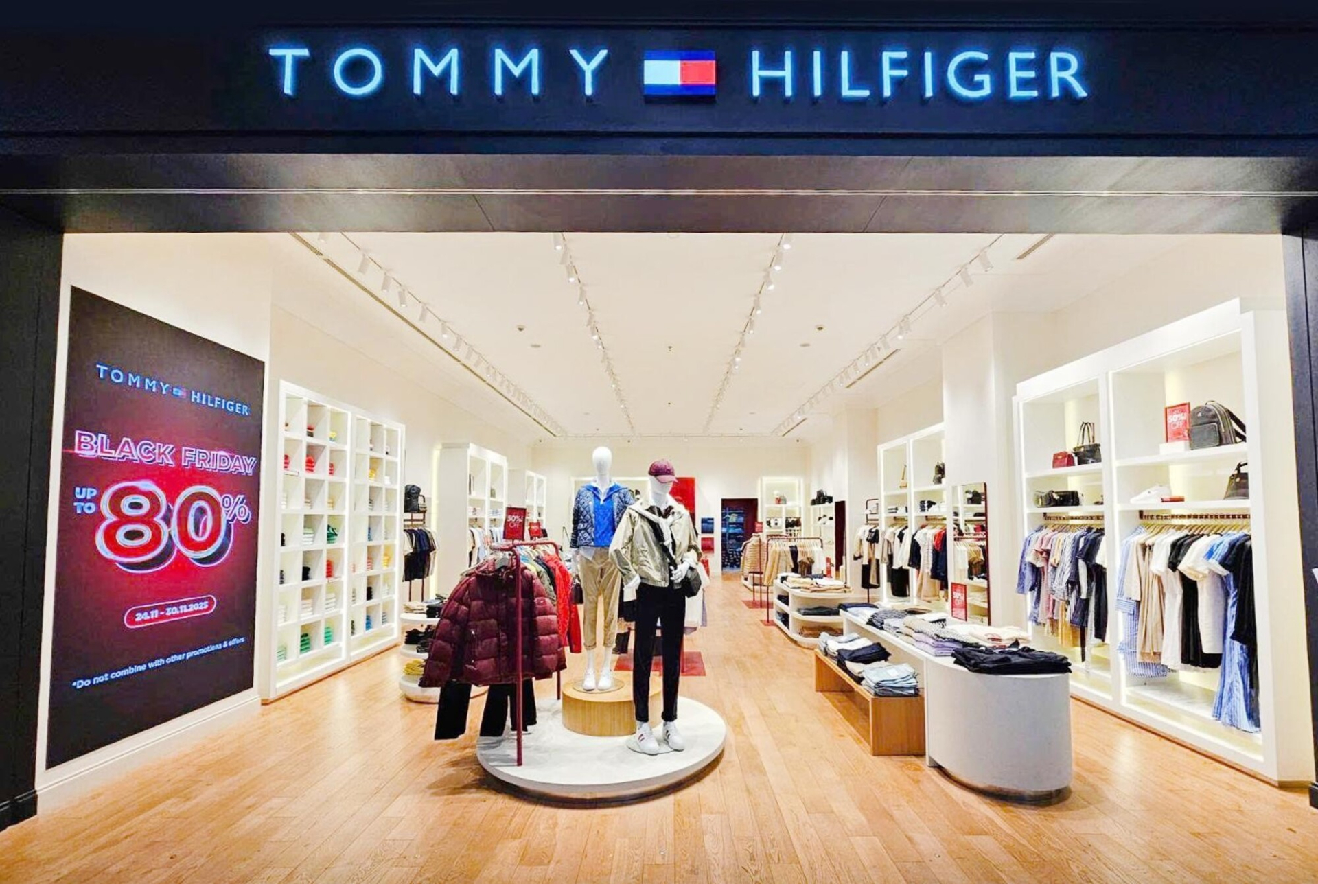 Top Các Dịp Sale Lớn Cuối Nam Mà Bạn Không Thể Bỏ Lỡ! Top1: ACFC Black Friday Sale - ảnh 6