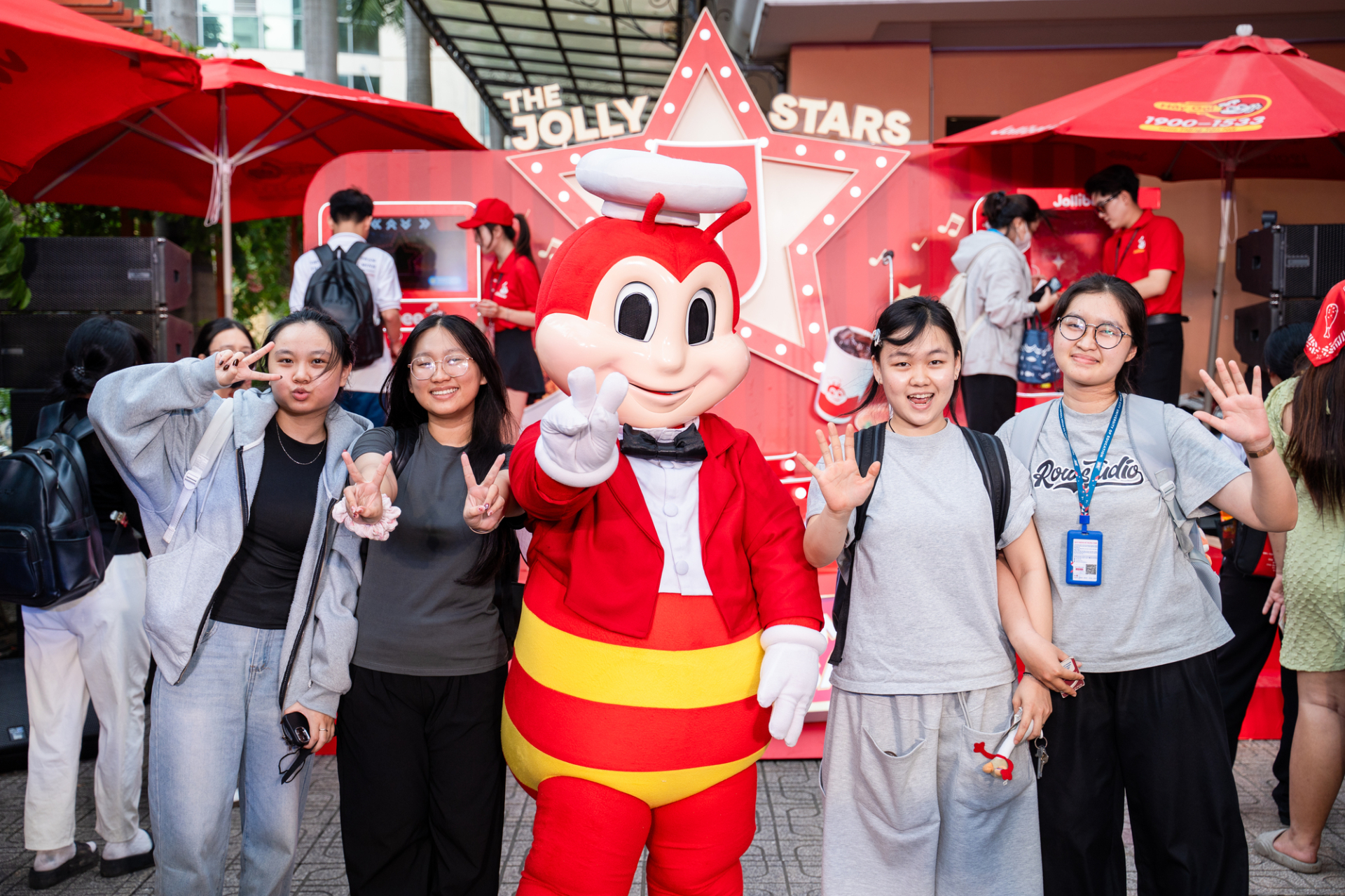 The Jolly Stars do Jollibee Việt Nam thực hiện tại 376 trường đại học và cao đẳng - ảnh 5