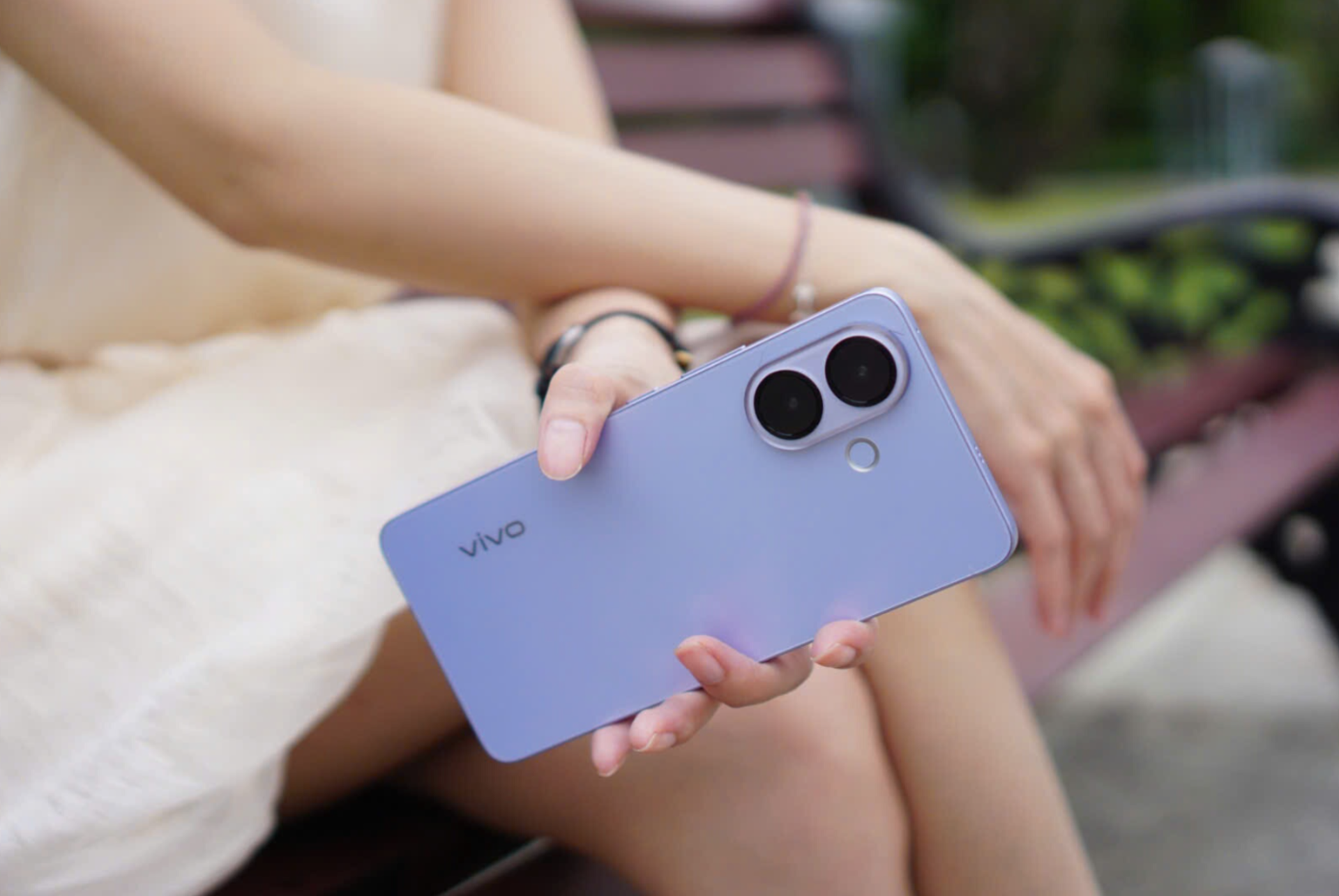 Một mình tận hưởng cuối tuần, đón Giáng sinh sớm cùng vivo V60 Lite - ảnh 1