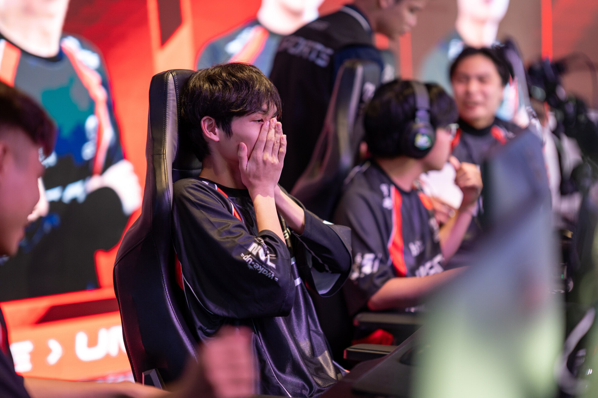 Chàng sinh viên Điện lực từ “thi vui cho biết” đến ngôi Vô địch Đấu Trường Chân Lý tại NSOC 2025 - ảnh 3