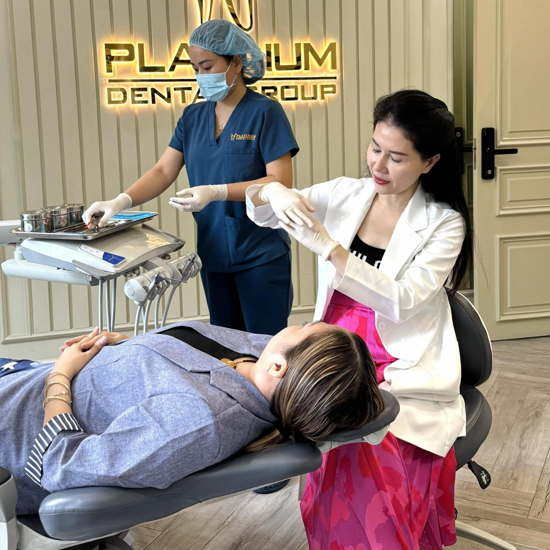 Bọc răng sứ thẩm mỹ: Khi nào nên và khi nào là sai lầm? - ảnh 5