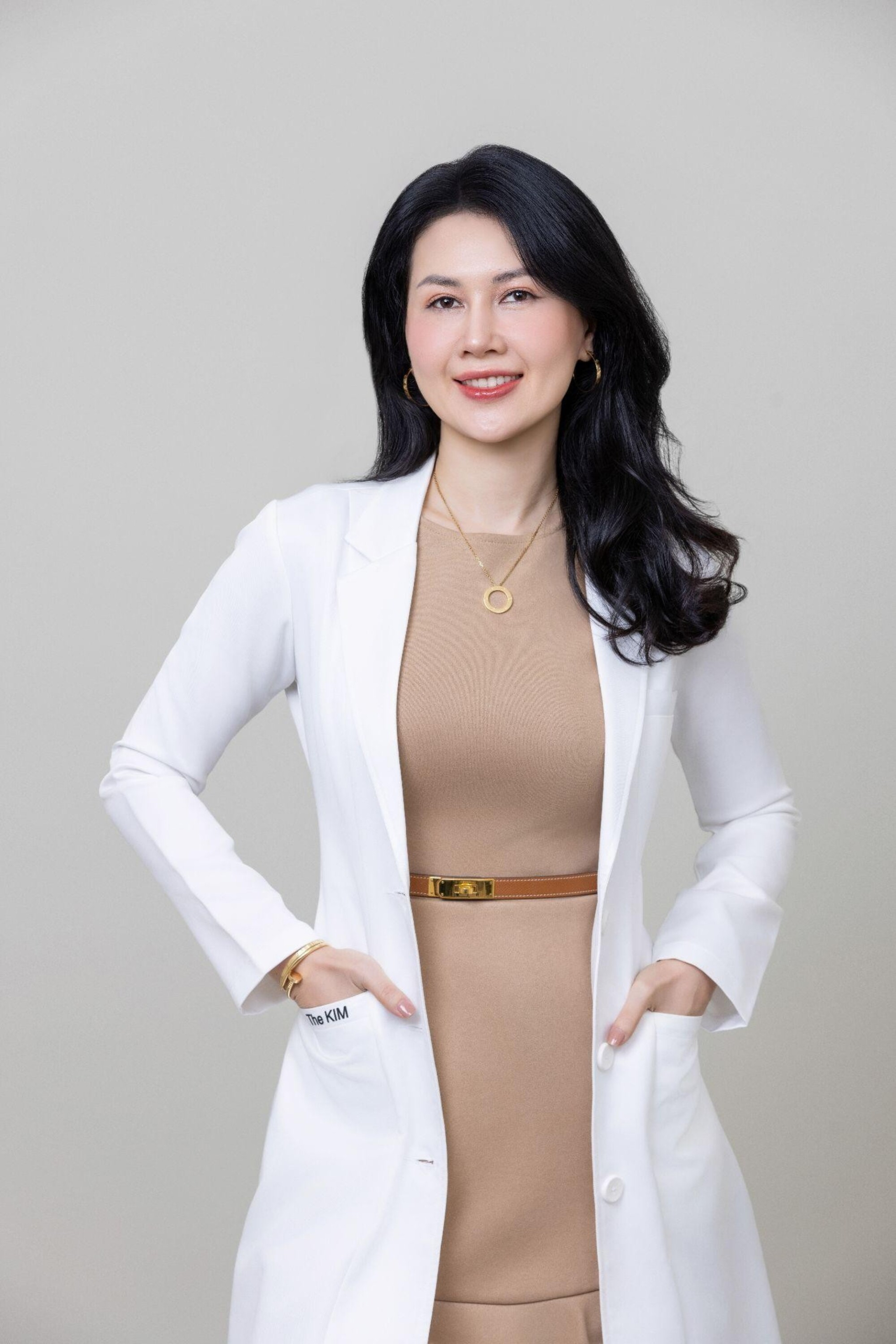 Bọc răng sứ thẩm mỹ: Khi nào nên và khi nào là sai lầm? - ảnh 1