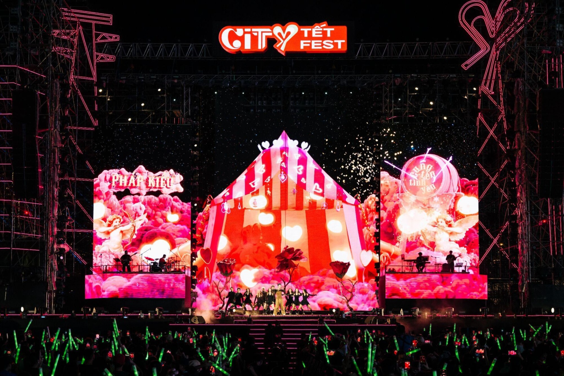 Cần tìm đồng đội “đu” HOZO CITY TẾT FEST: Line-up  nào đang khiến dân tình đứng ngồi không yên? - ảnh 4