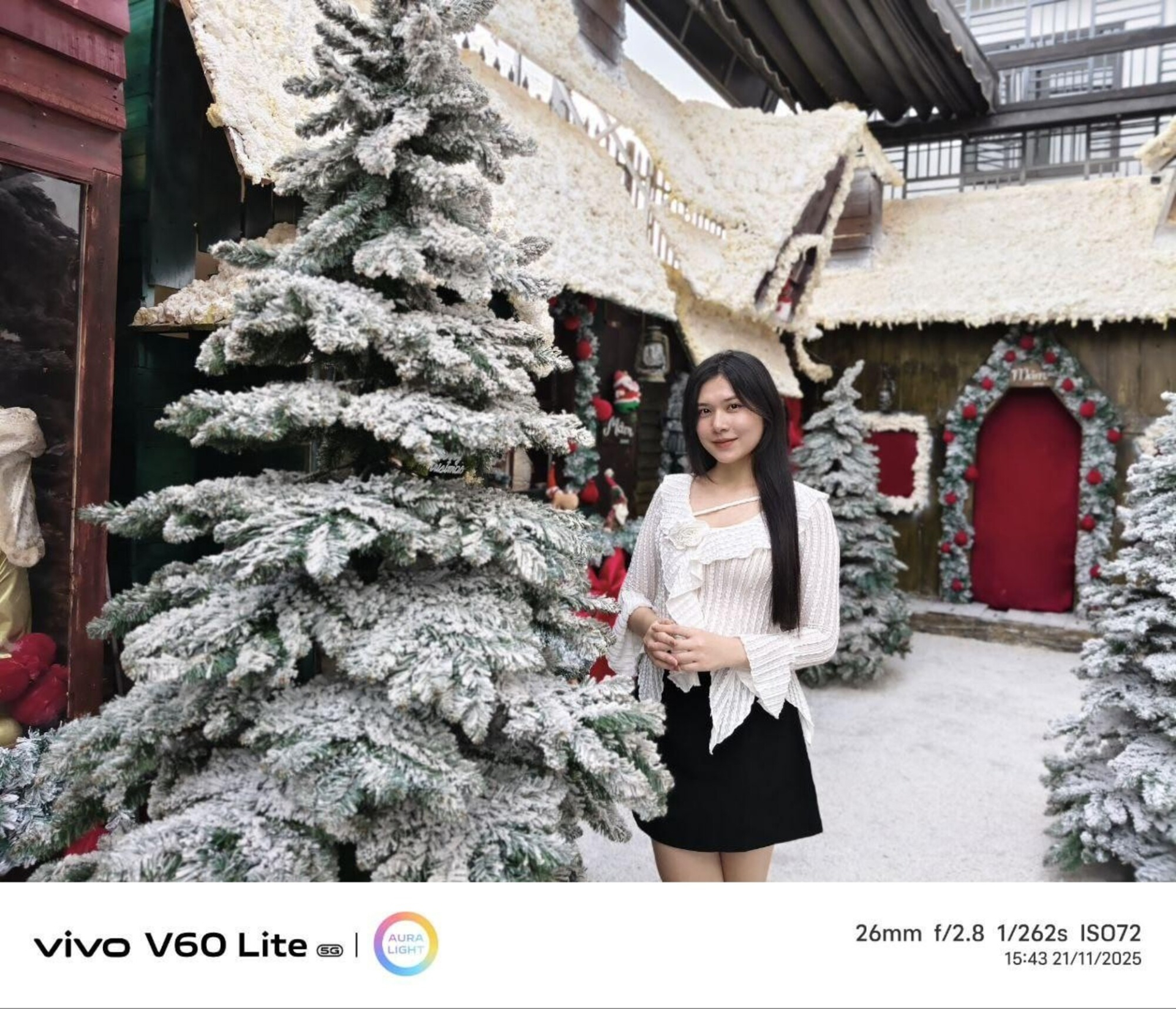 Vivo V60 Lite: Ghi lại trọn vẹn không khí Giáng sinh TPHCM qua từng khung hình - ảnh 5