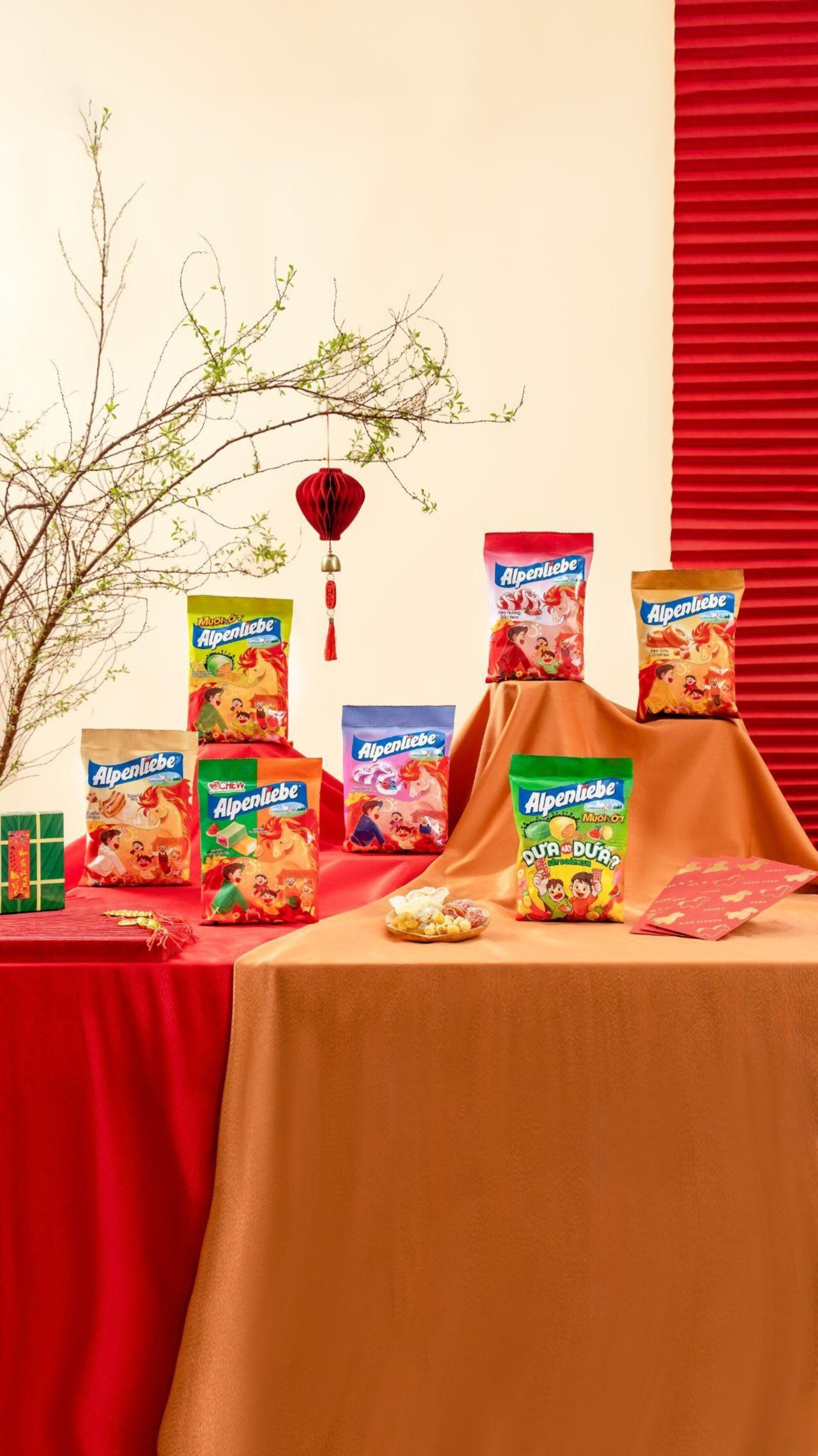 Giới trẻ háo hức “xé túi mù”, gieo quẻ đầu năm cùng bộ quà Tết sáng tạo từ Perfetti Van Melle - ảnh 3