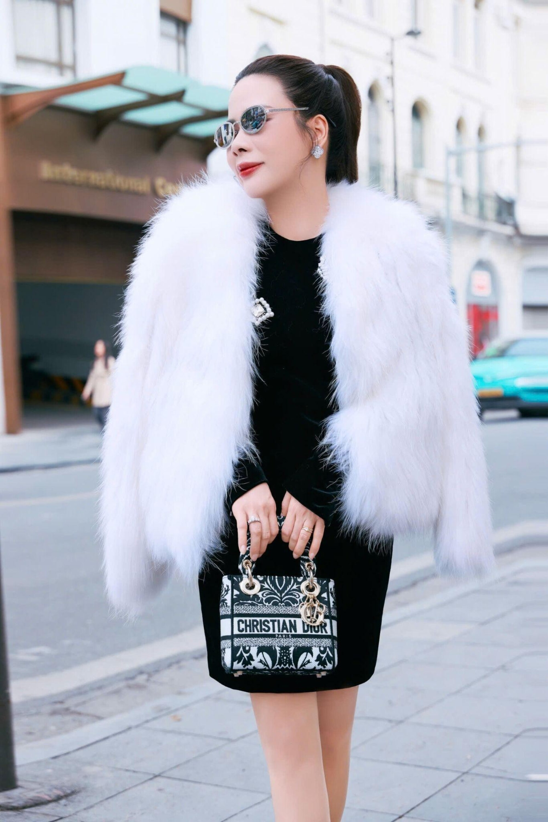 Gu thời trang thanh lịch của nữ doanh nhân Tuấn Hương - ảnh 6