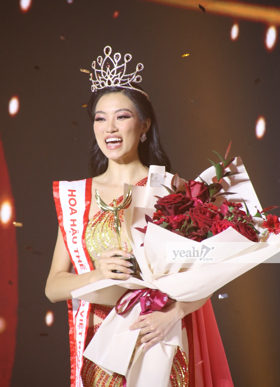 Biểu cảm khó hiểu của 2 mỹ nhân Miss Fitness Vietnam: Hoa hậu nhăn nhó, Á hậu 1 lại 'drama' như phim Ấn Độ? - ảnh 6