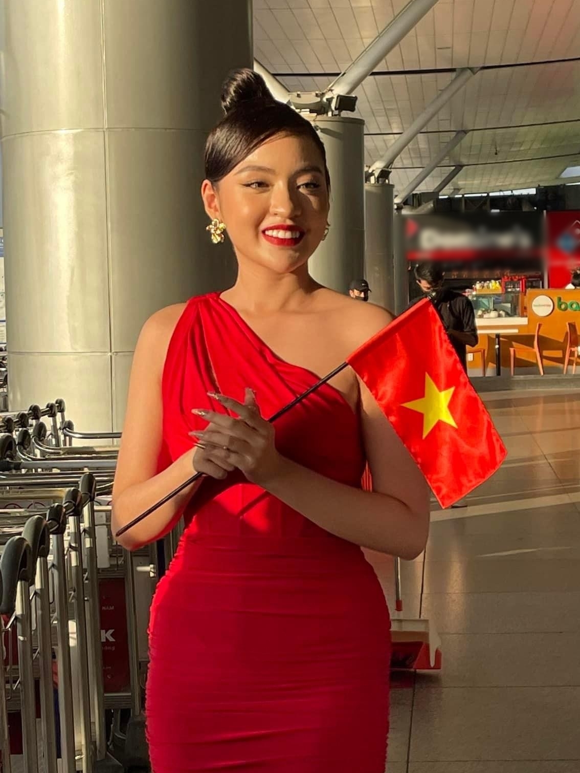 Trái ngược 2 Hoa hậu sắp thi quốc tế: Thanh Thanh Huyền được tán dương, 'trứng rán' Thanh Tâm vẫn bị 'bơ đẹp'? - ảnh 6