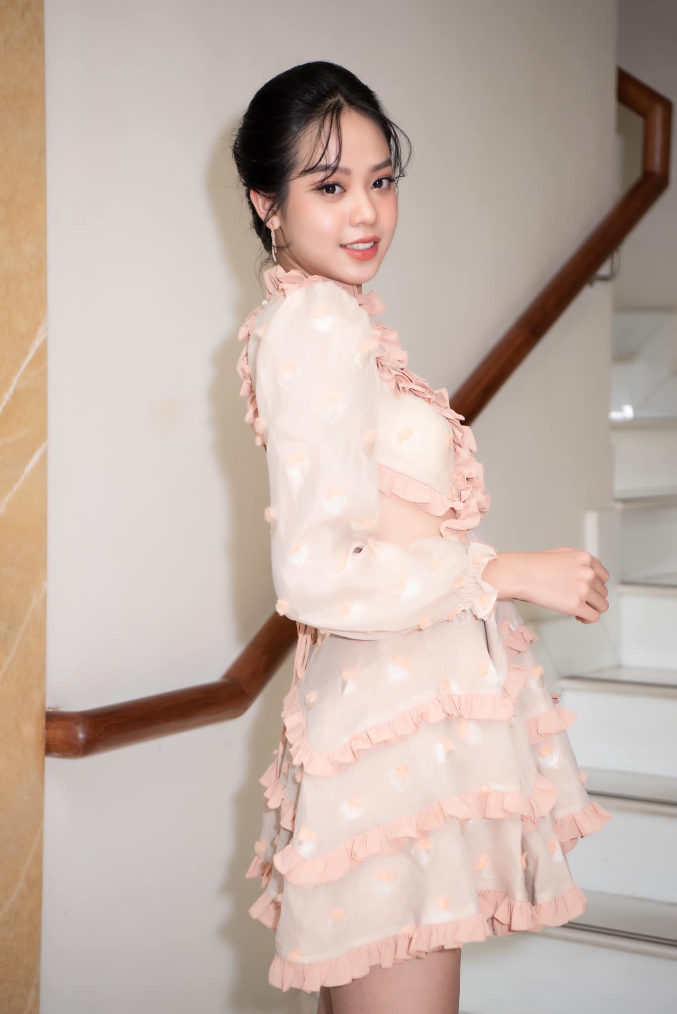 Top 3 Hoa hậu Việt Nam 2022 nói về những tranh cãi nhan sắc, Hoa hậu Thanh Thủy lên tiếng về tin đồn tình cảm - ảnh 4