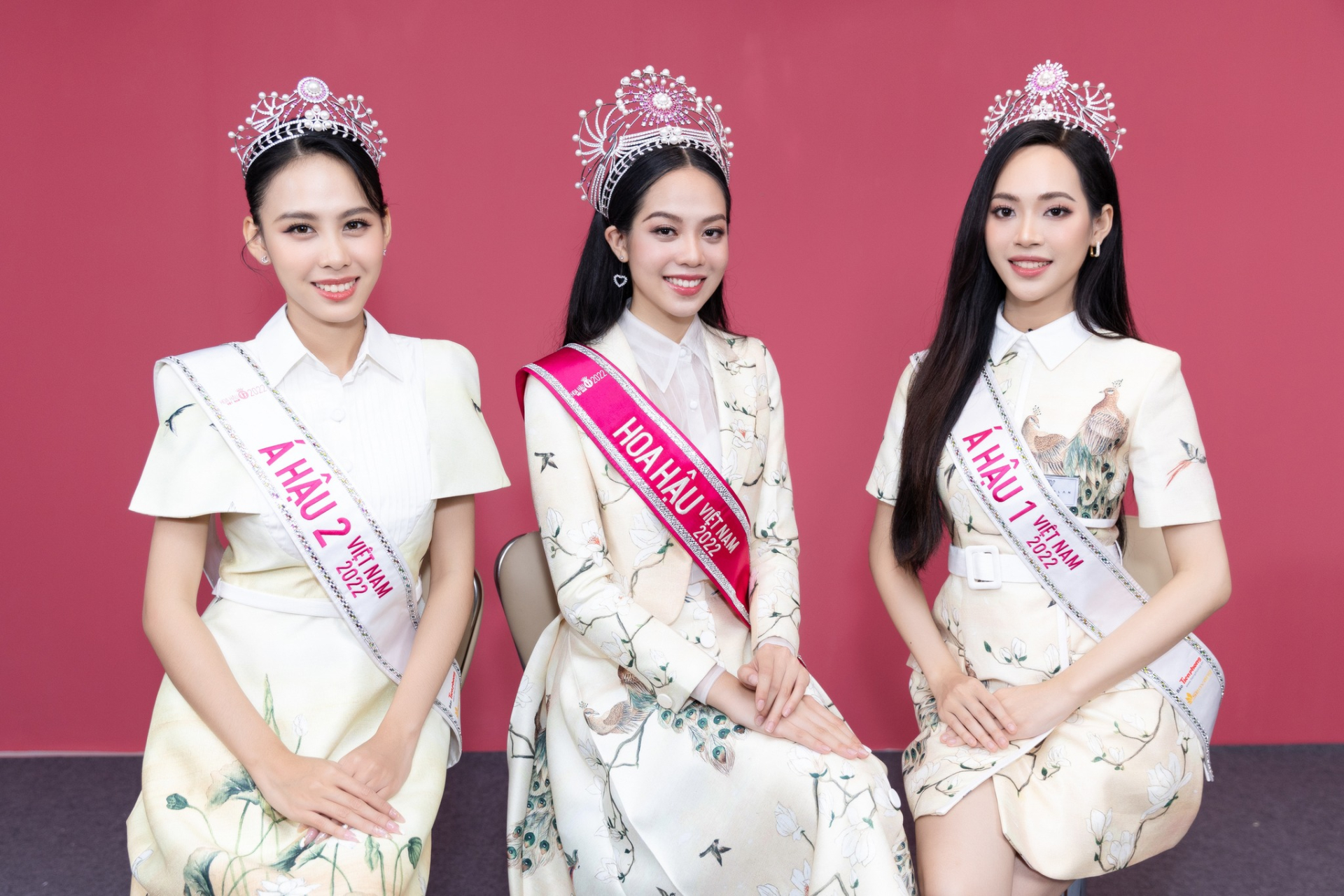 Top 3 Hoa hậu Việt Nam 2022 nói về những tranh cãi nhan sắc, Hoa hậu Thanh Thủy lên tiếng về tin đồn tình cảm - ảnh 7