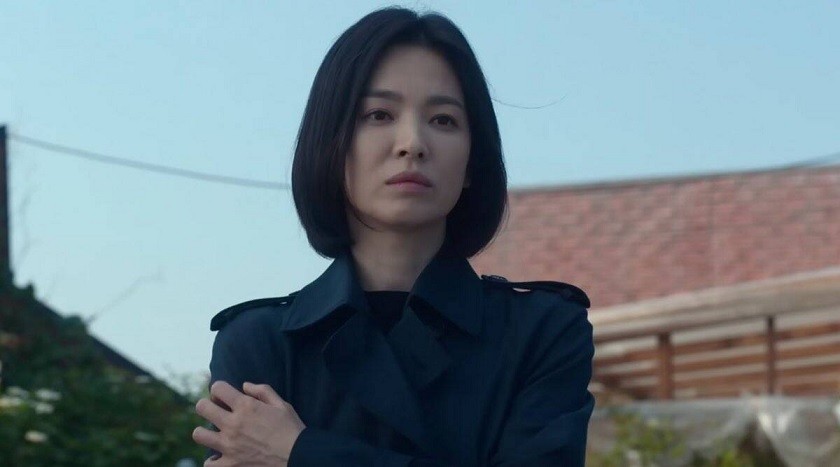 'Vinh quang trong thù hận' phần 2 tung poster, quan hệ của Song Hye Kyo với 2 nam thần quá khó đoán - ảnh 2