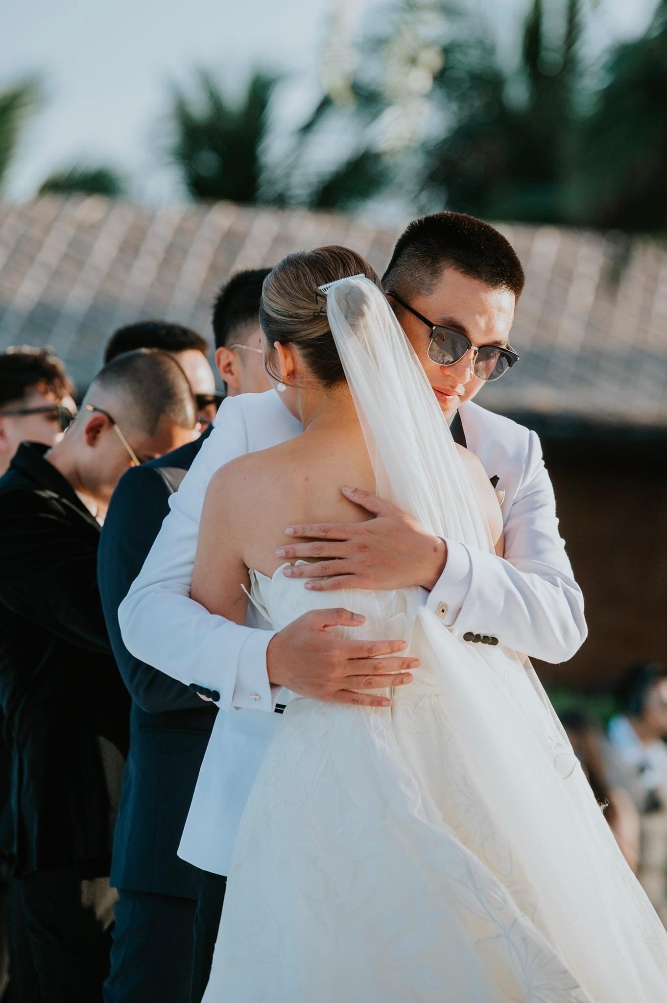 Đám cưới như cổ tích của hot TikToker Linda Ngô - Phong Đạt: Cô dâu yêu từ năm 17 tuổi nay viên mãn - ảnh 6