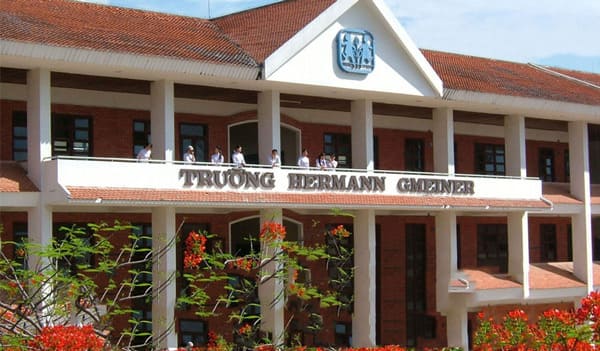 Hình ảnh của trường THPT Hermann Gmenier tại TP.HCM (Ảnh minh họa: Internet)