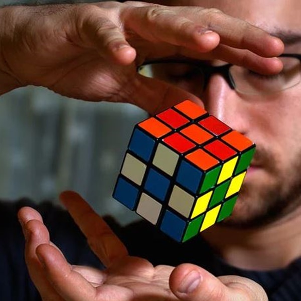 Rubik là trò chơi quen thuộc với nhiều người (Ảnh: Internet)