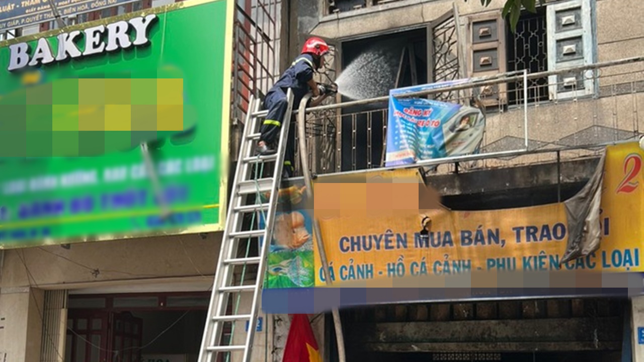 Hiện trường vụ cháy nghi do mâu thuẫn tình ái ở TP Biên Hoà. Ảnh: Hà Anh Chiến
