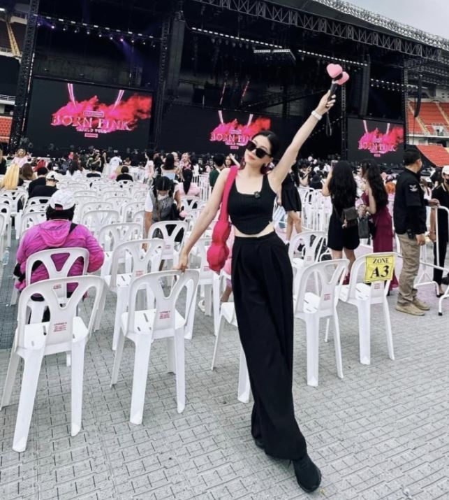 Nối gót Tiểu Vy, Thanh Thủy, Á hậu Phương Nga cũng tham dự concert của BlackPink.