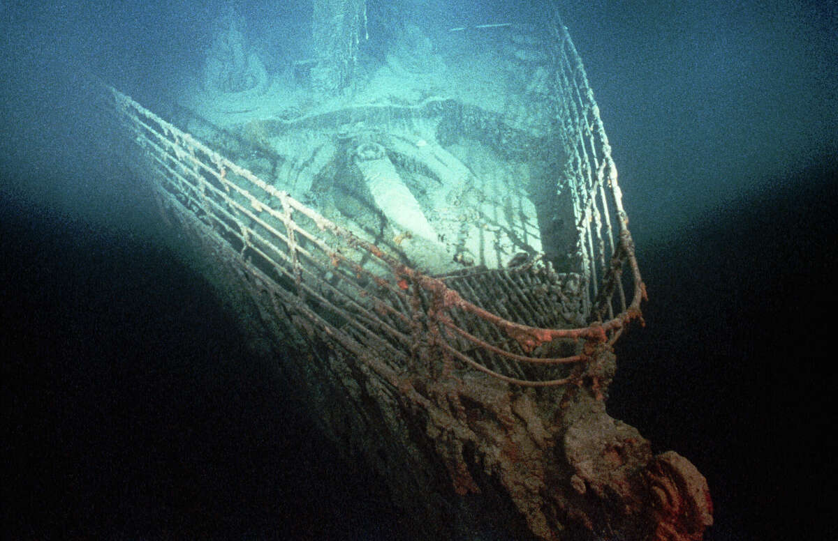 Cận cảnh xác con tàu Titanic sau nhiều năm chìm dưới lòng đại dương.