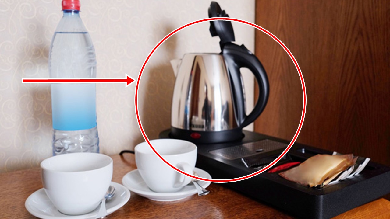 Cần kiểm tra cẩn thận trước khi sử dụng bình đun nước trong khách sạn (ảnh minh họa)