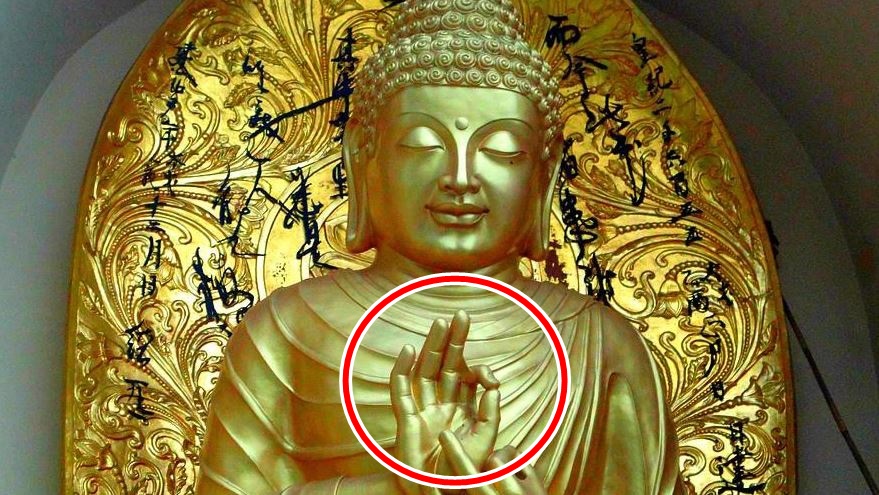 Dấu hiệu 'Ok' của tượng Phật mà đối tượng này đề cập (ảnh minh họa).