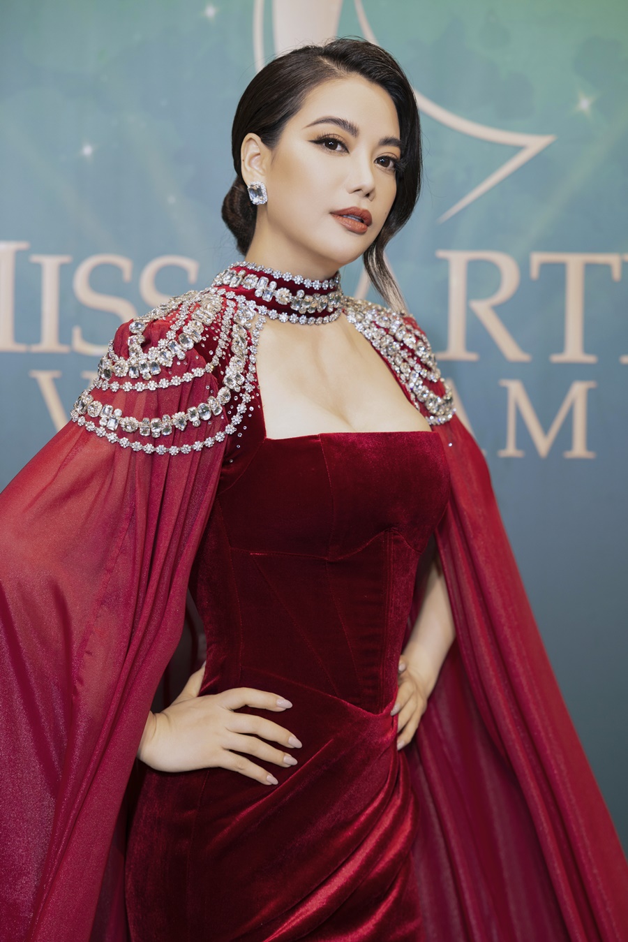 Trương Ngọc Ánh - chủ tịch quốc gia của Miss Earth Việt Nam 2023.