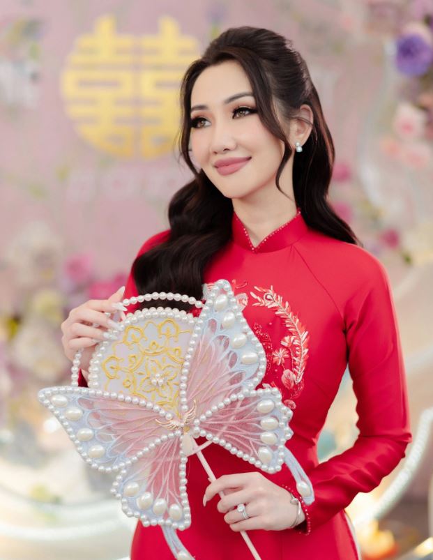 Cô dâu Việt được trao 26 sổ đỏ trong đám cưới khiến netizen thốt lên 'số hưởng', biết sự thật thì ai cũng 'rút lời' - ảnh 3