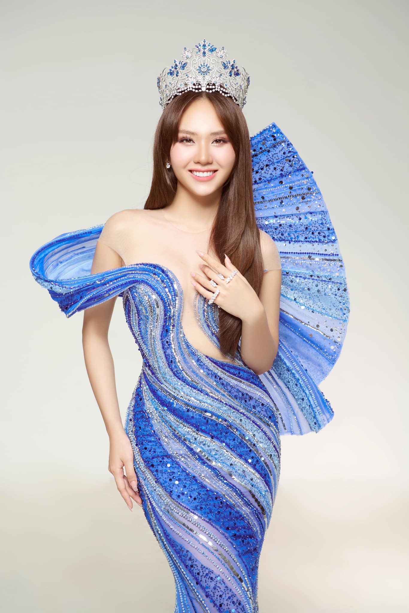 Mai Phương đang chuẩn bị đi thi quốc tế tại Miss World 2023.