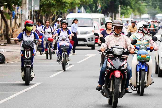 Có 6 loại giấy tờ có liên quan đến người và phương tiện giao thông mà cảnh sát giao thông được dừng xe kiểm tra (ảnh minh họa)