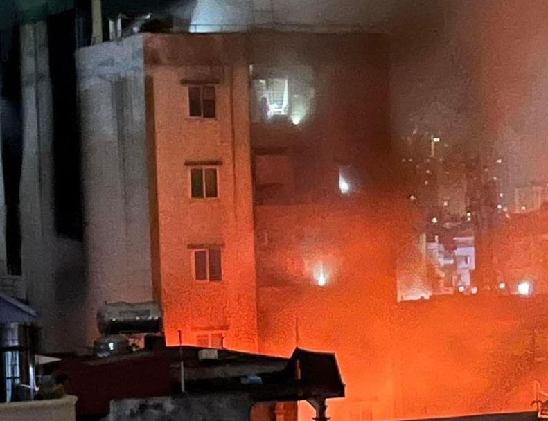 Cháy chung cư mini ở Khương Hạ khiến 56 người ra đi.