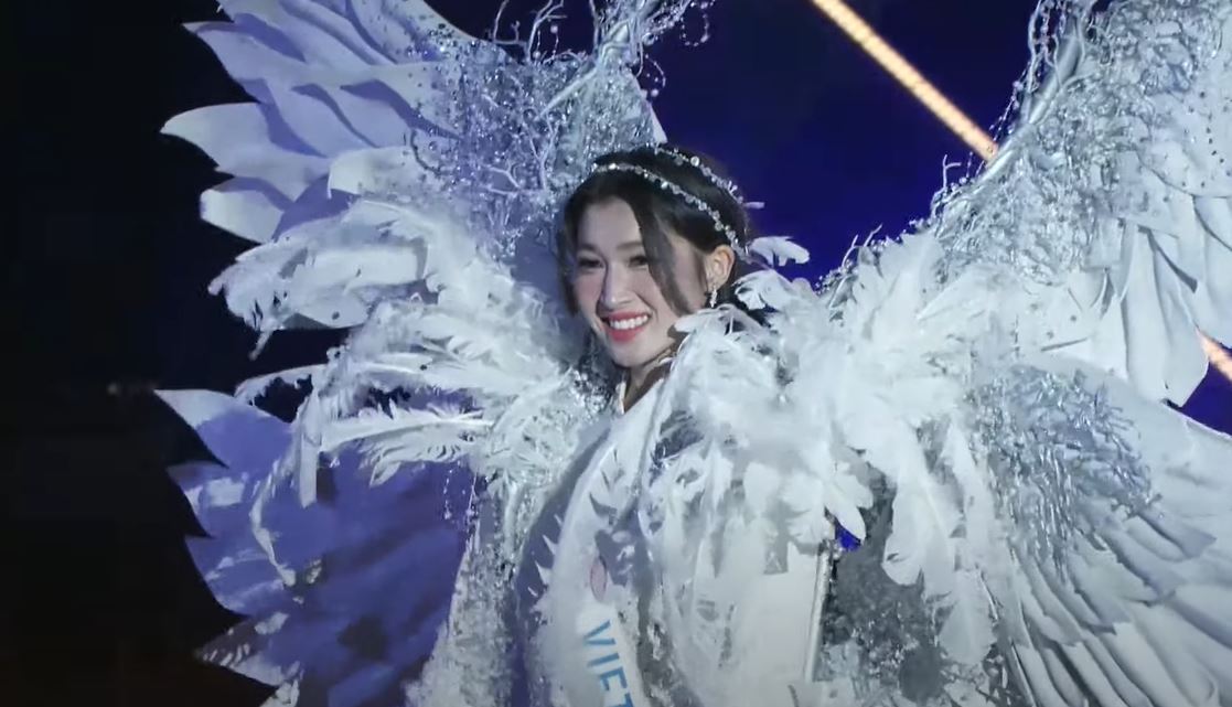 Phương Nhi vào Top 15 Miss International 2023, hé lộ trang phục dân tộc ấn tượng - ảnh 2
